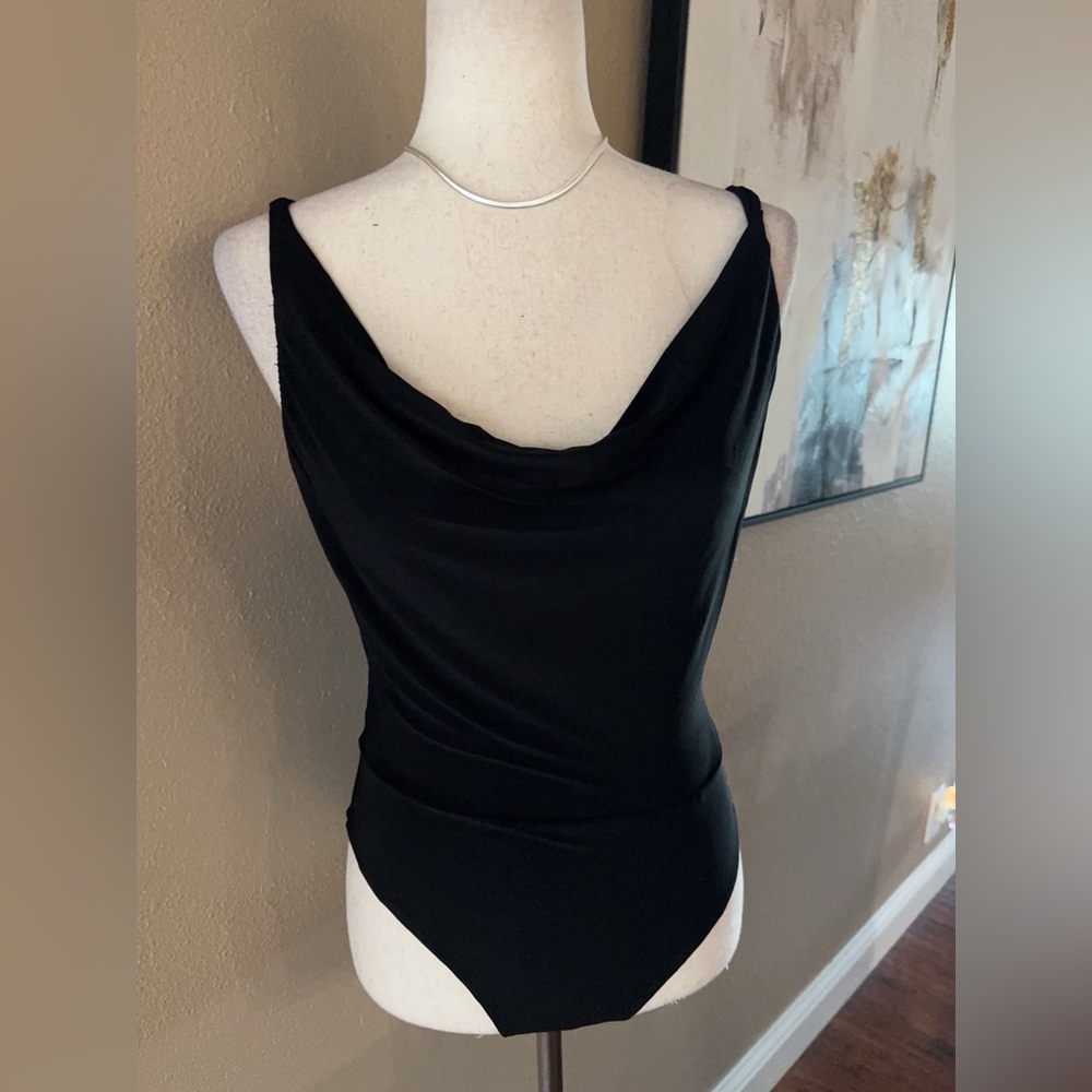 Black draped silky polyester bodysuit classy chic - Picture 8 of 9
